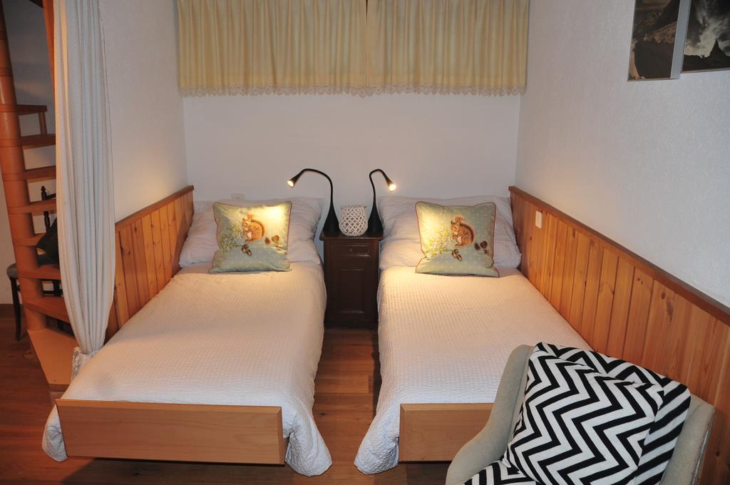 Yukon Villa Zermatt Habitación foto